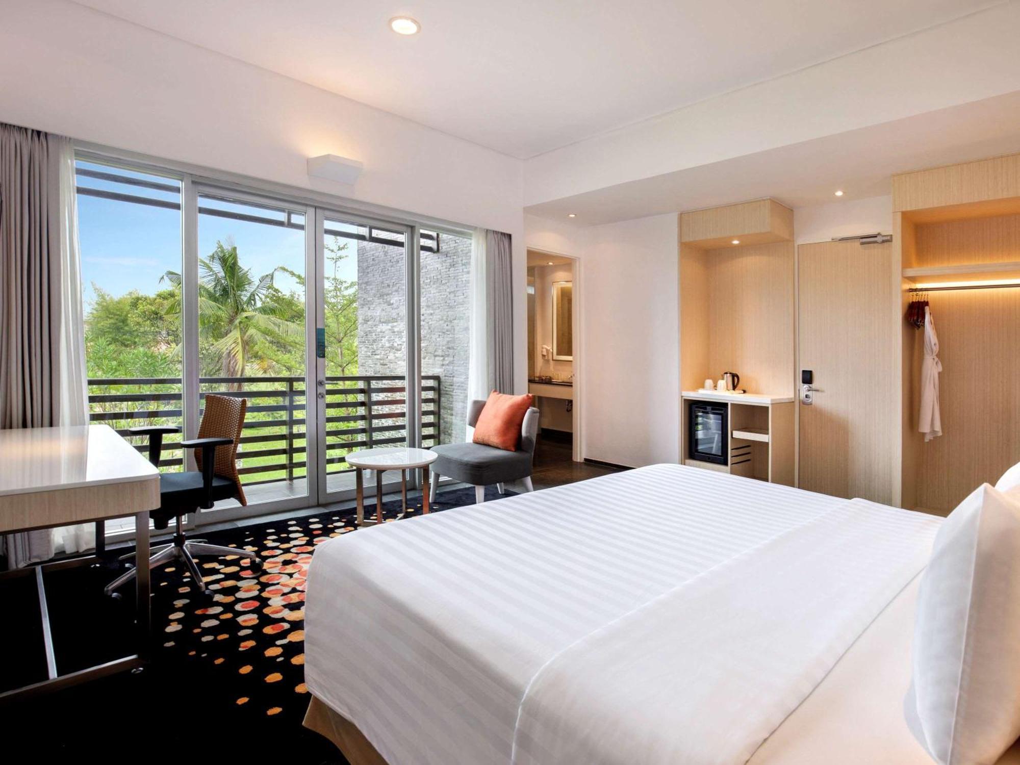 Novotel Palembang Exterior foto